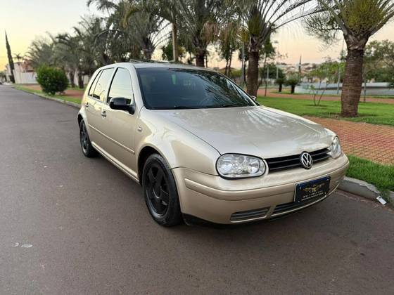 VOLKSWAGEN GOLF 2.0 MI 8V GASOLINA 4P MANUAL